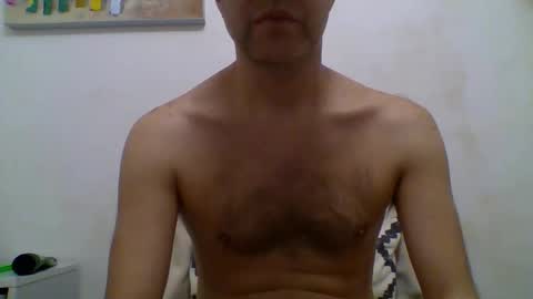hottitan  twitter Marianoshcam online show from 10-24-25, 10:50