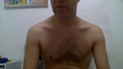 hottitan  twitter Marianoshcam online show from 10-27-25, 11:09