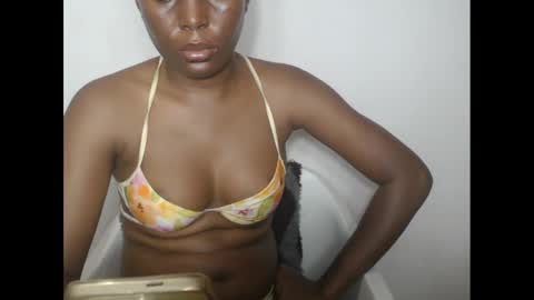 hotjessie0 online show from 01-22-25, 01:32