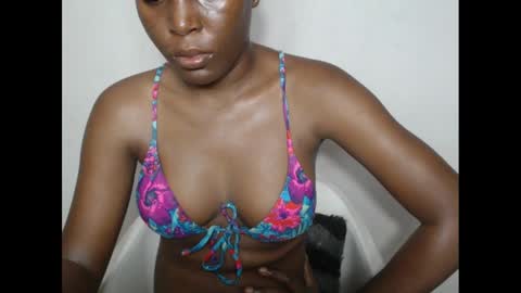 hotjessie0 online show from 02-03-25, 04:46