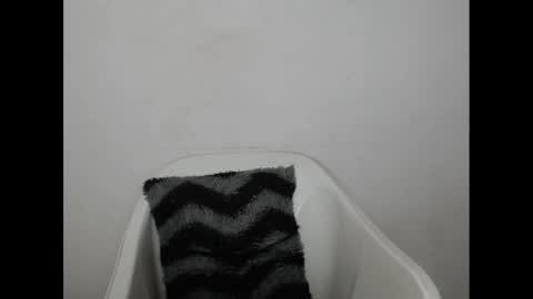 hotjessie0 online show from 02-12-25, 08:16