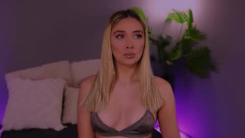 Maria online show from 11-27-25, 04:36