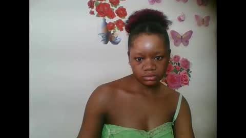 Snapshot of hotjeylee chatting on 09-15-25, 08:47 LOYCE online show from 09-15-25, 08:47