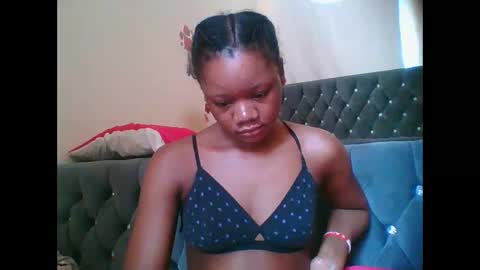 Snapshot of hotjeylee chatting on 11-16-25, 09:48 LOYCE online show from 11-16-25, 09:48