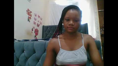 Snapshot of hotjeylee chatting on 11-29-25, 07:00 LOYCE online show from 11-29-25, 07:00