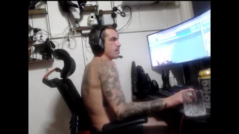 hotkinkytat online show from 01-01-25, 07:09