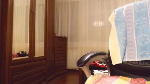 Snapshot of hotkittysquirt chatting on 12-06-24, 09:35 Angela online show from 12-06-24, 09:35