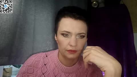 hotmamaqueen234 online show from 04-25-26, 12:19