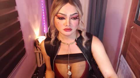 Snapshot of hotmistressmorgana chatting on 06-13-26, 07:39 morgana online show from 06-13-26, 07:39