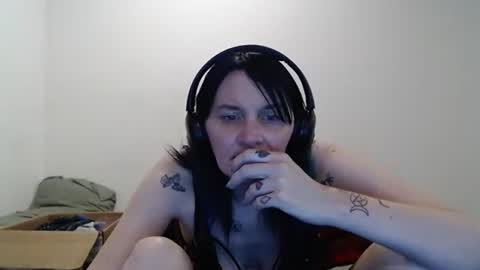Snapshot of hotmodel1984 chatting on 06-05-26, 10:37 hotmodel1984 online show from 06-05-26, 10:37