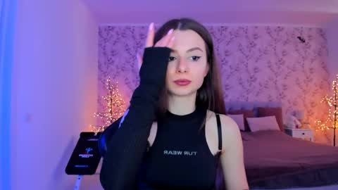 hotmolly_ online show from 04-23-26, 01:46