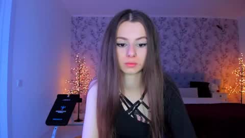 Snapshot of hotmolly_ chatting on 05-03-26, 06:47 hotmolly_ online show from 05-03-26, 06:47