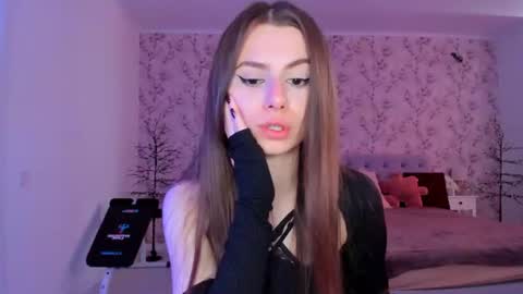Snapshot of hotmolly_ chatting on 06-04-26, 09:48 hotmolly_ online show from 06-04-26, 09:48
