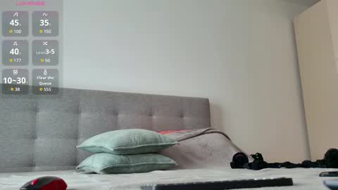 Anna- next on 1129 7pm CET online show from 02-01-26, 01:31