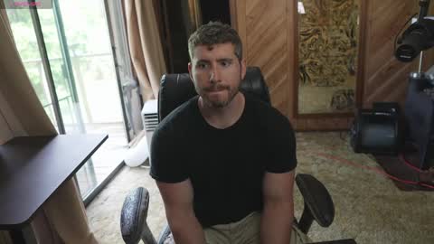 hotmuscles6t9 online show from 04-25-26, 07:22