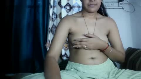 lola online show from 04-08-26, 05:29