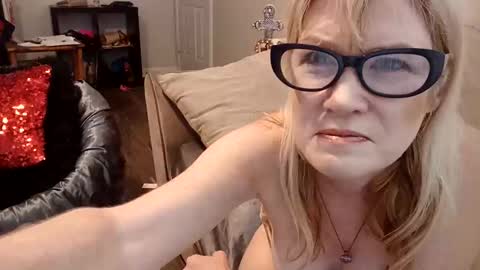 hotpepperose online show from 04-30-26, 12:17