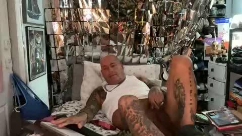 hotstuff775616 online show from 04-25-26, 06:27