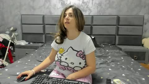 Snapshot of hottalicia2 chatting on 01-12-25, 11:47 hottalicia2 online show from 01-12-25, 11:47