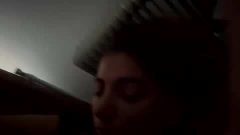 Snapshot of hottalicia2 chatting on 12-14-25, 09:25 hottalicia2 online show from 12-14-25, 09:25