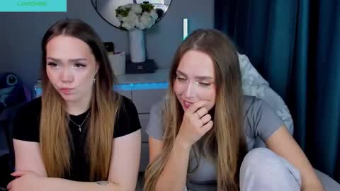 hello Im Eva online show from 12-16-25, 05:29