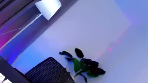 hotterthansex2 online show from 10-15-25, 09:26