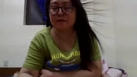 Snapshot of hottie_amanda69 chatting on 04-15-26, 02:24 hottie_amanda69 online show from 04-15-26, 02:24