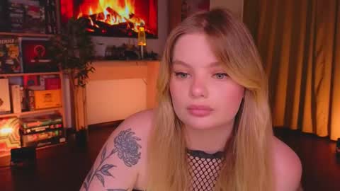 Snapshot of hottie_jane chatting on 09-27-25, 07:30 Jane  online show from 09-27-25, 07:30