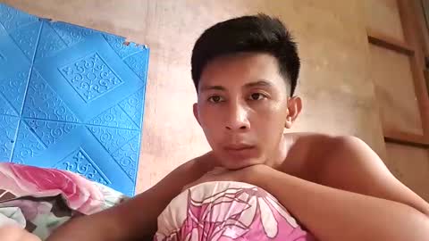 Snapshot of hottie_kylexx chatting on 05-25-26, 05:02 Asian creamycumxx online show from 05-25-26, 05:02