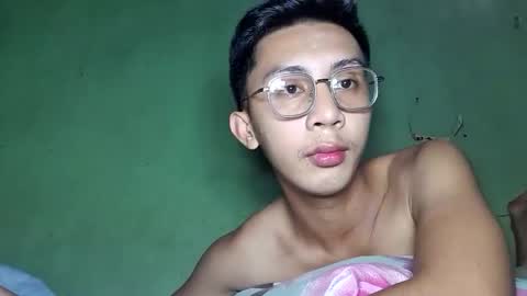 Snapshot of hottie_kylexx chatting on 05-27-26, 08:55 Asian creamycumxx online show from 05-27-26, 08:55