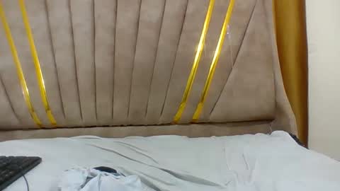 hottie_mammy online show from 05-04-26, 12:45