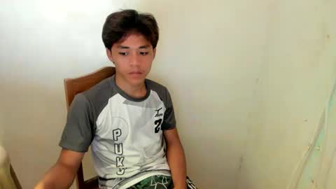 Snapshot of hottie_migs chatting on 04-14-26, 12:00 hottie_migs online show from 04-14-26, 12:00