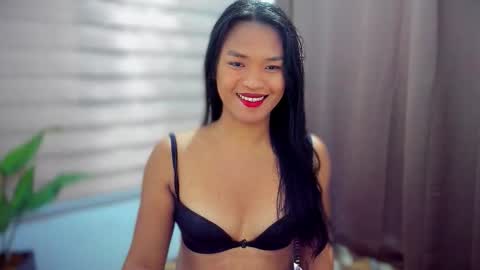 Snapshot of hottieelijah760282 chatting on 09-18-25, 12:40 Maxine online show from 09-18-25, 12:40