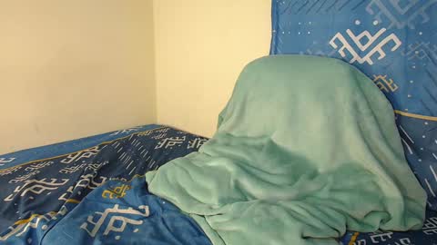 independent Model online show from 01-18-25, 11:55