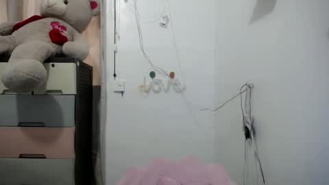 N I C A online show from 12-11-24, 07:31