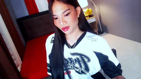 Snapshot of hotty_jane chatting on 04-15-26, 06:26 Hi i am Jane half vietnamese and half pinay and would like to meet good person here XOXO online show from 04-15-26, 06:26
