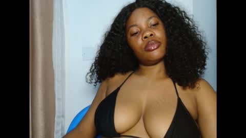 Snapshot of hotty_lora889 chatting on 09-12-25, 10:32 hotty_lora889 online show from 09-12-25, 10:32