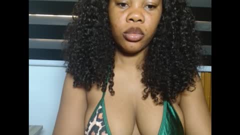 Snapshot of hotty_lora889 chatting on 10-02-25, 07:37 hotty_lora889 online show from 10-02-25, 07:37