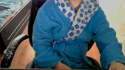 Mary online show from 04-18-26, 08:51