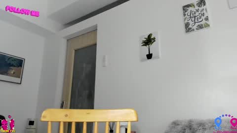 Snapshot of hottycrishinaxx chatting on 03-03-25, 09:00 crishinahotty online show from 03-03-25, 09:00