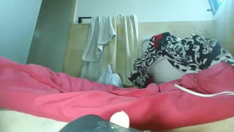 Snapshot of hottymilf69xxx chatting on 09-16-25, 04:19 Mary online show from 09-16-25, 04:19