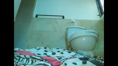 Snapshot of hottymilf69xxx chatting on 10-16-25, 04:52 Mary online show from 10-16-25, 04:52