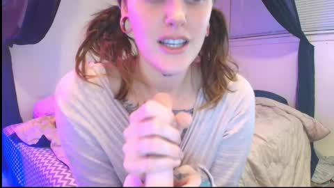 Lili Vixen online show from 12-04-25, 05:17