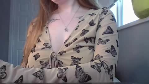 hotwifelili online show from 04-21-26, 11:18