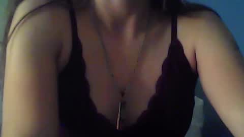 Snapshot of hotwinterxx chatting on 12-04-25, 12:42 Hotwixx online show from 12-04-25, 12:42