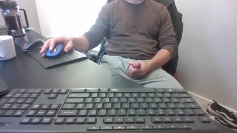 hoverday online show from 11-06-25, 05:25