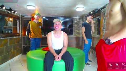 HOWENTS online show from 01-12-25, 01:32