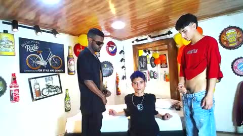 HOWENTS online show from 02-02-25, 02:38