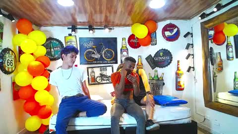 HOWENTS online show from 02-08-25, 02:47