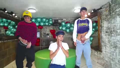 HOWENTS online show from 02-20-25, 03:12